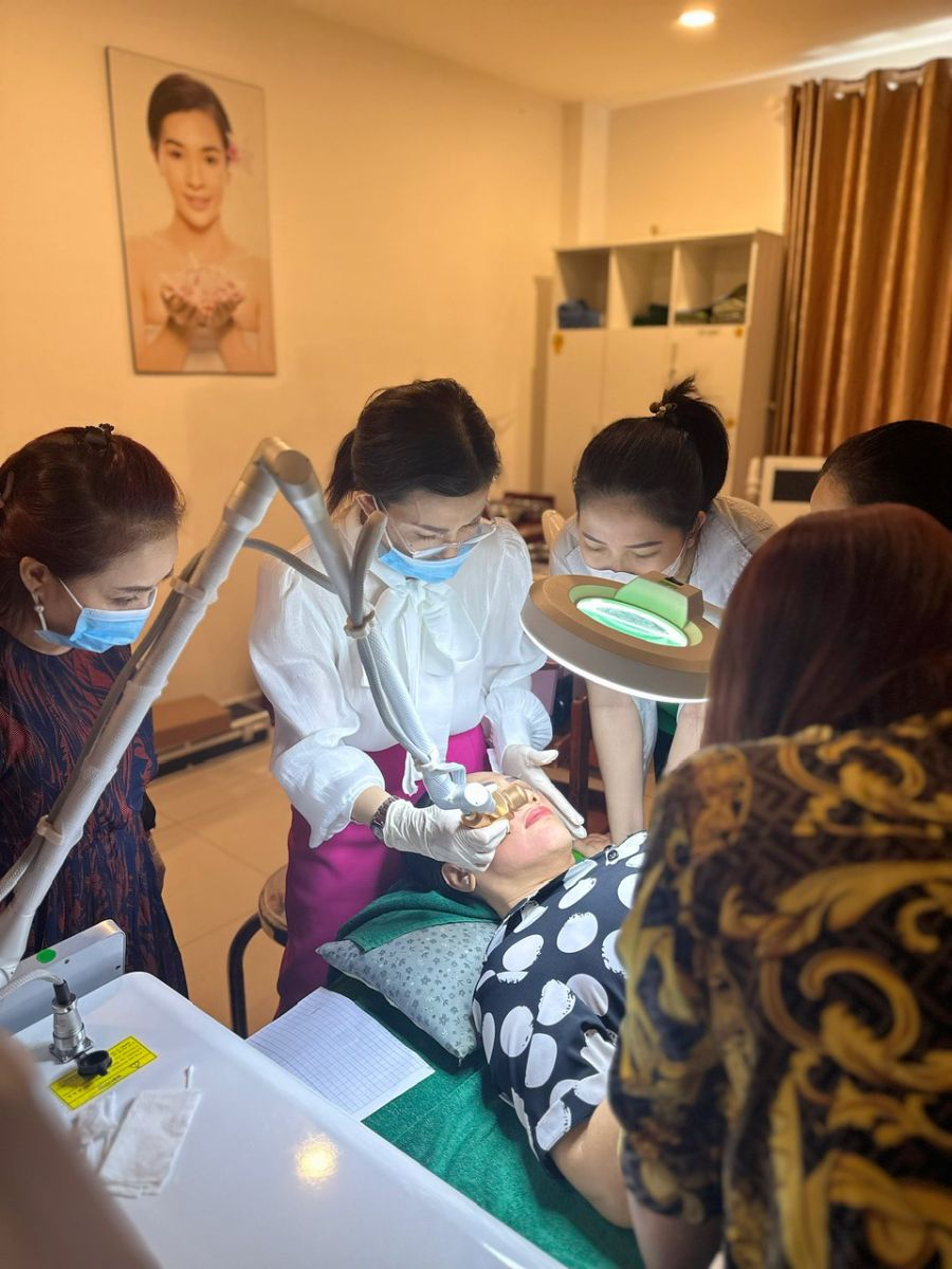 HỌC VIỆN ĐÀO TẠO SPA CHUYÊN NGHIỆP