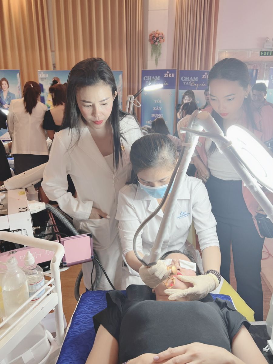 HỌC VIỆN ĐÀO TẠO SPA CHUYÊN NGHIỆP