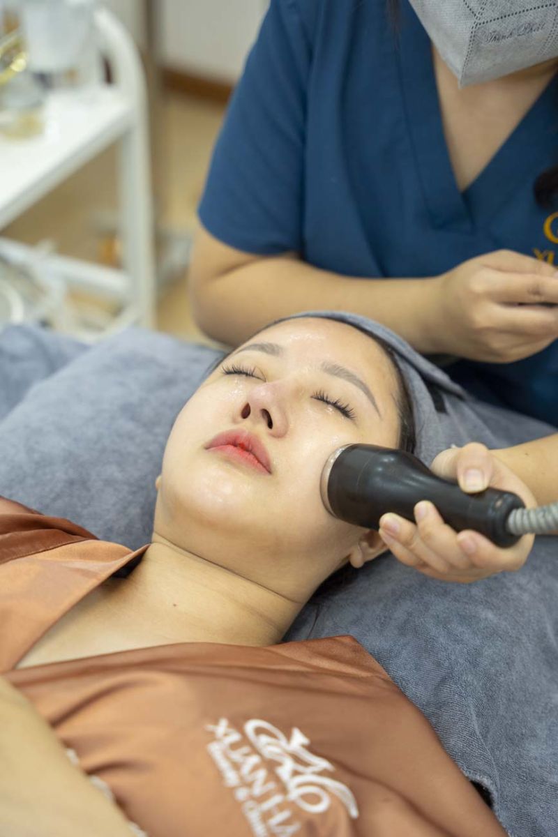 Spa nặn mụn Bình Tân