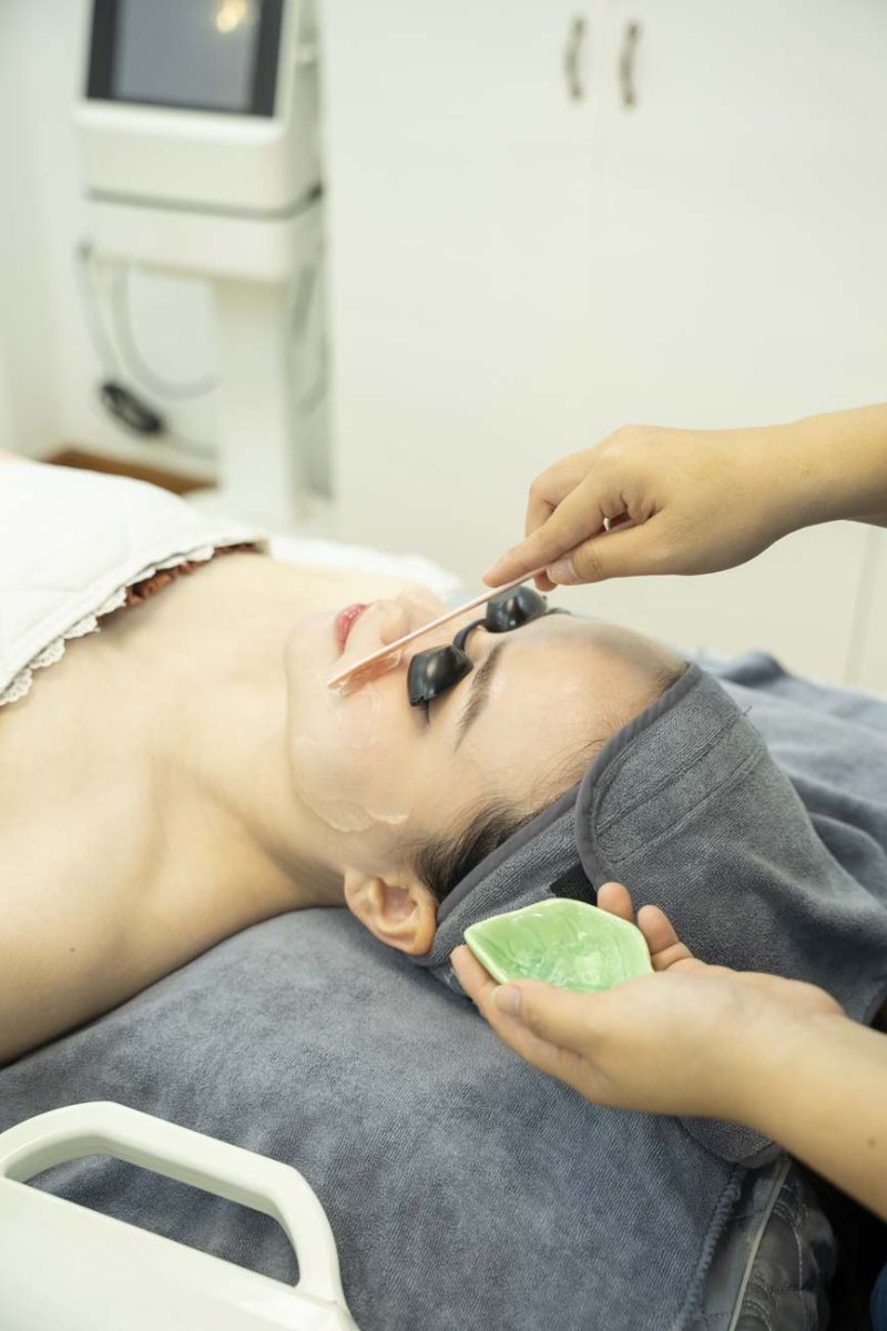 Spa nặn mụn Bình Tân