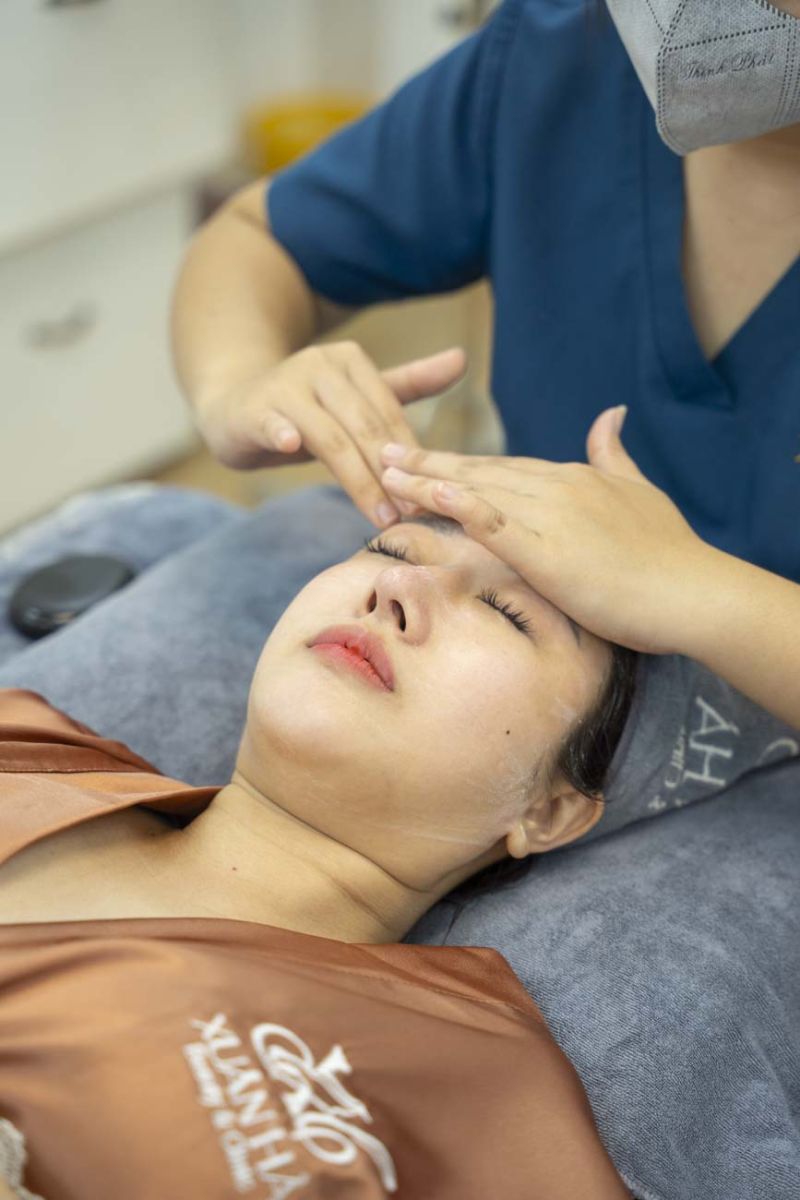 Spa nặn mụn Bình Tân