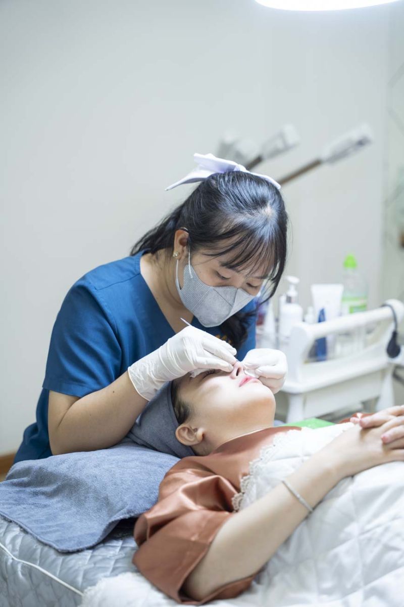 Spa nặn mụn Bình Tân