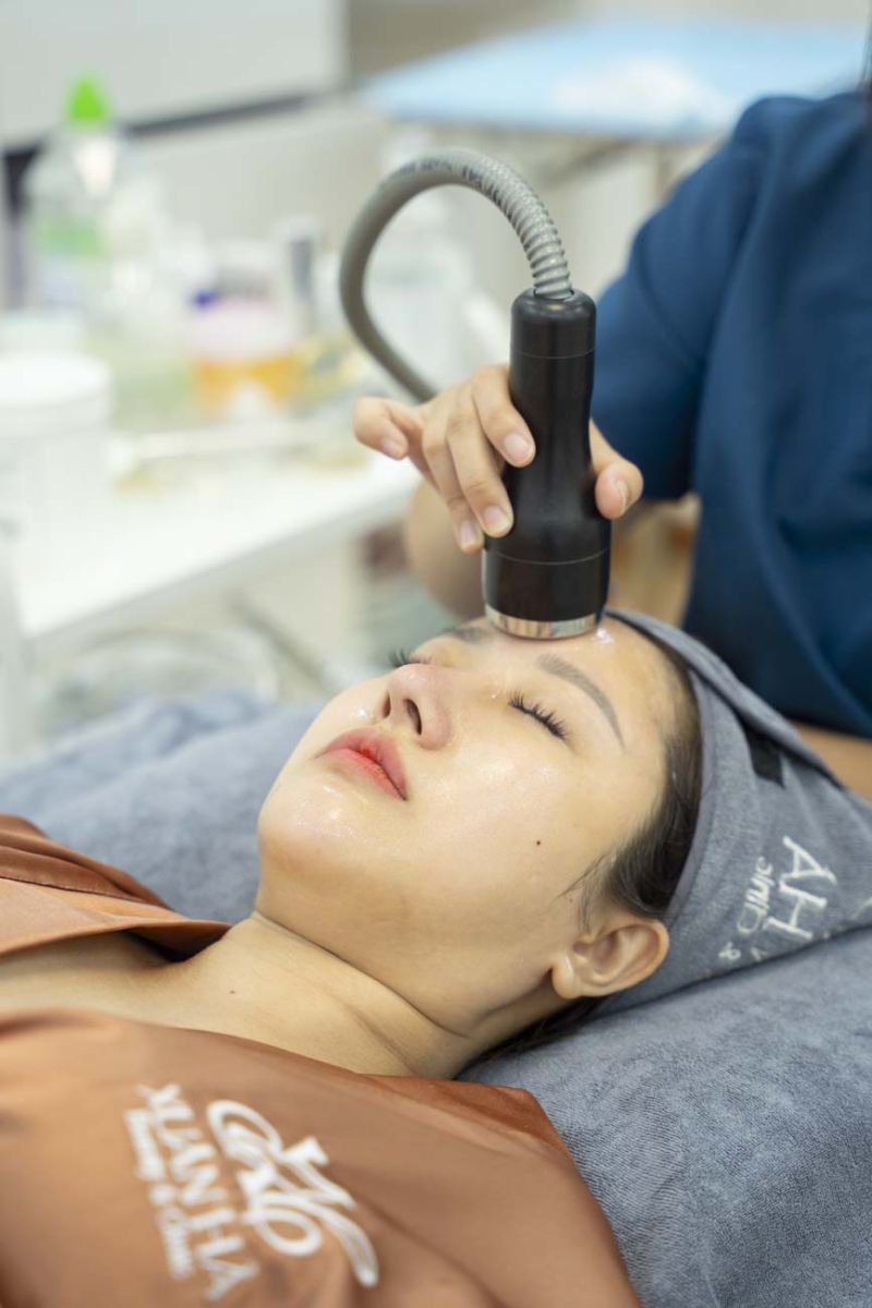 Spa nặn mụn Bình Tân