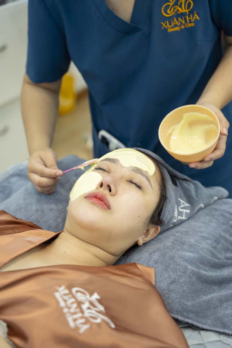 Spa nặn mụn Bình Tân